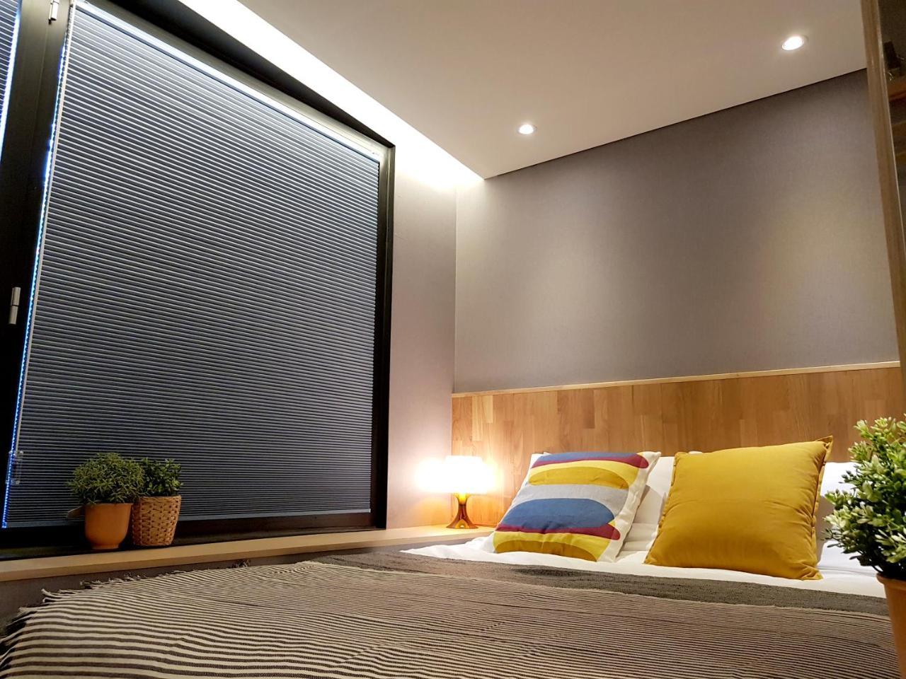 Hostel Cleo Seoul Hongdae Экстерьер фото